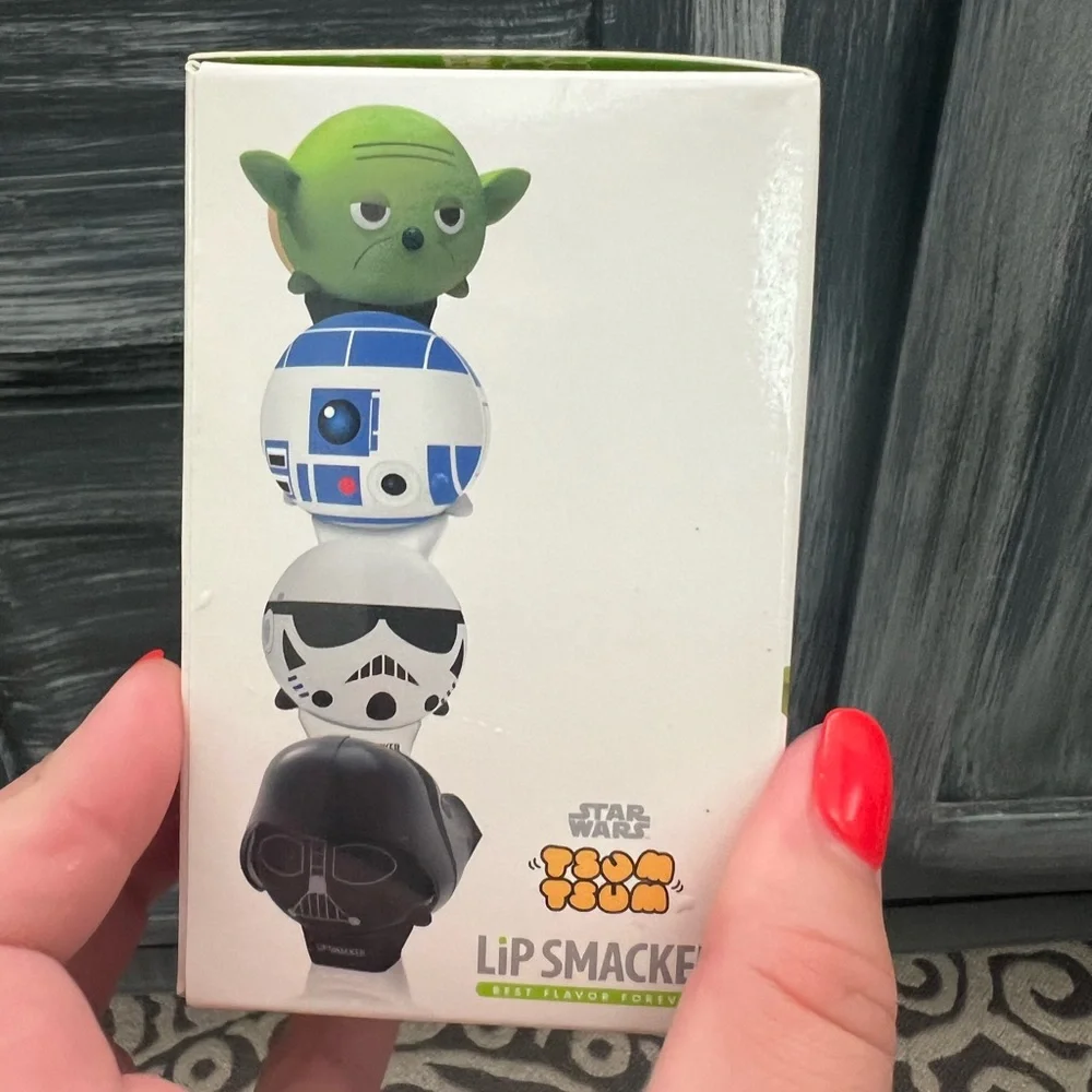 NWT Lip Smacker Disney Tsum Tsum Yoda Jedi Master Mint Lip Balm